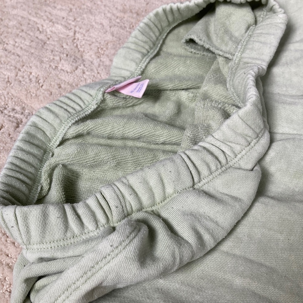 Sweatpants that feel like your wearing a blanket